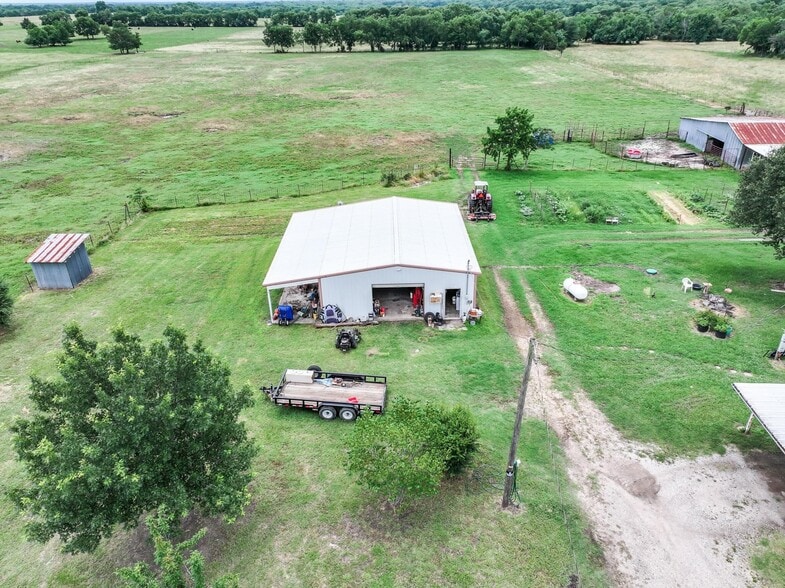 2287 FM 3132, Klondike, TX à vendre - Photo du bâtiment - Image 2 de 17