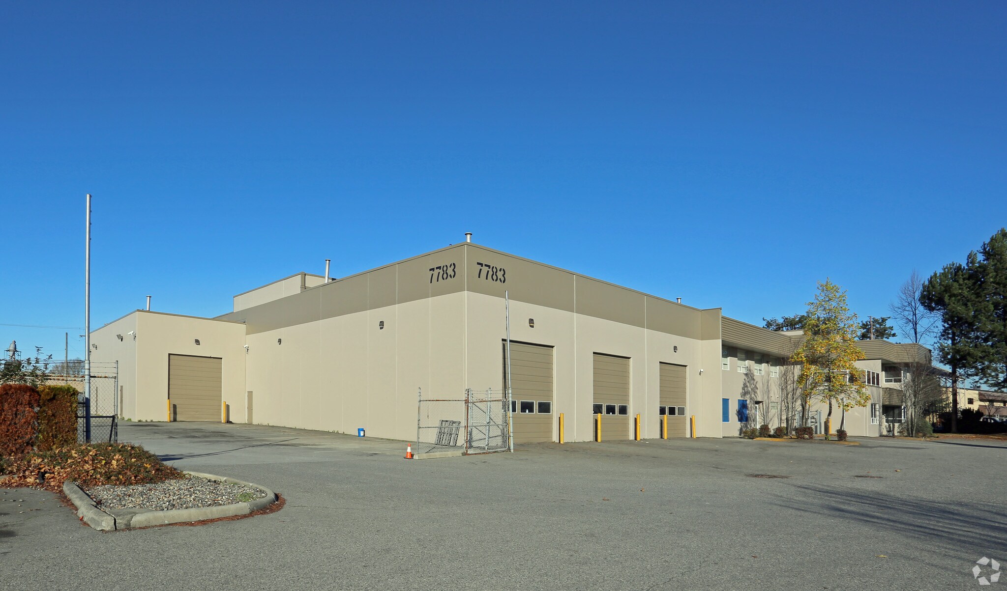 7783-7787 Progress Way, Delta, BC à vendre Photo principale- Image 1 de 1