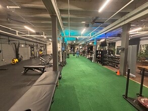 165-167 Bow St, Everett, MA à louer Photo intérieure- Image 2 de 2