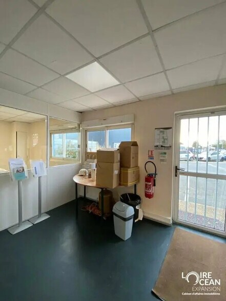 Bureau dans Nantes à vendre - Photo du bâtiment - Image 2 de 11