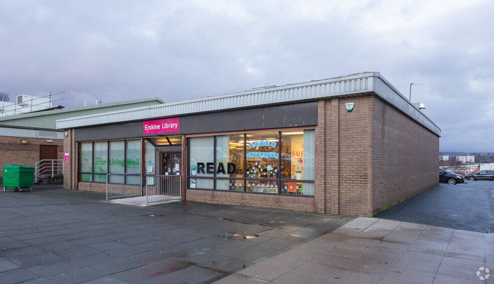 Bridgewater Pl, Erskine à vendre - Photo du bâtiment - Image 2 de 3