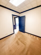 201 E Camperdown Way, Greenville, SC for lease Interior Photo- Image 2 of 2