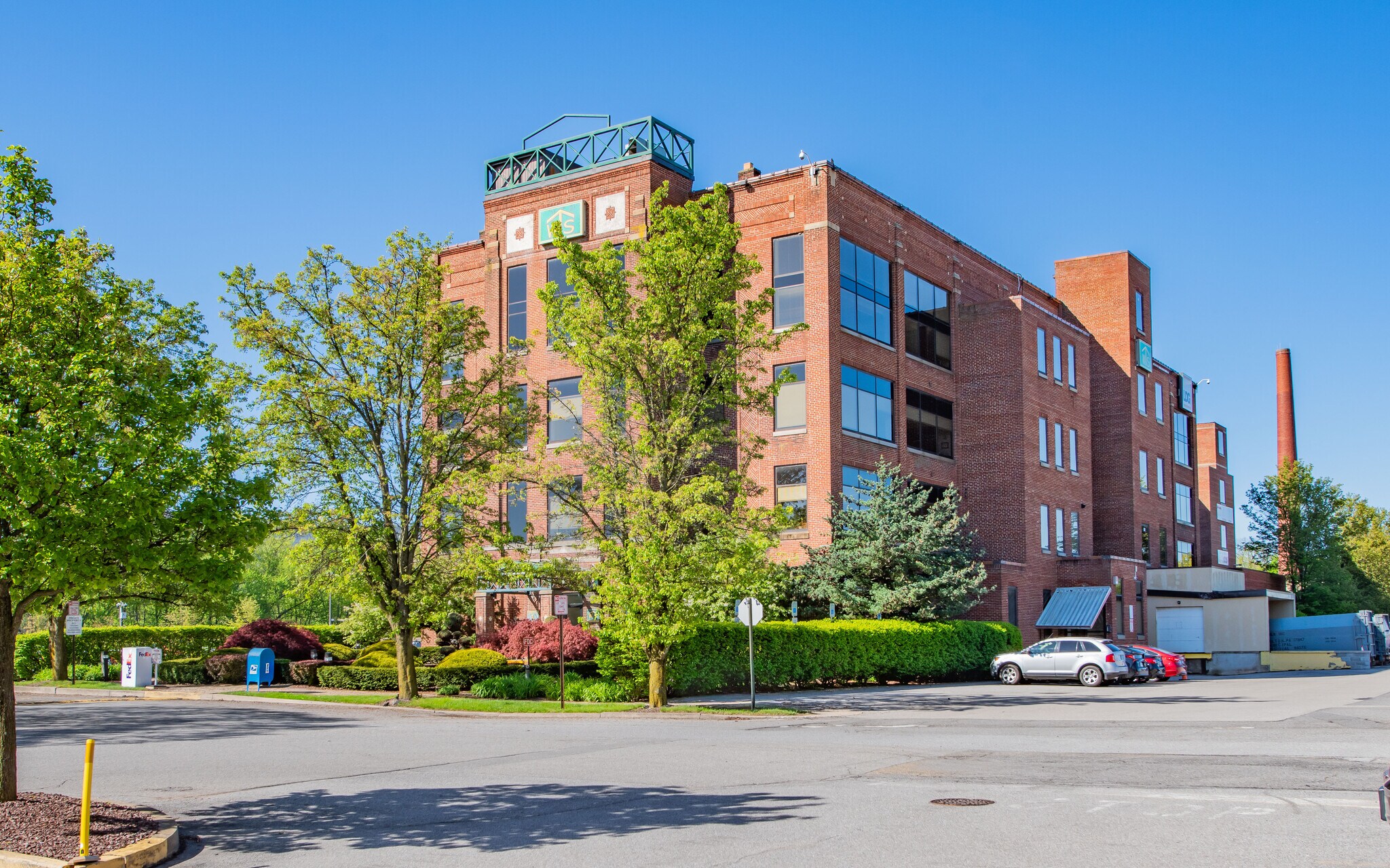 1000 Commerce Park Dr, Williamsport, PA for lease Interior Photo- Image 1 of 23