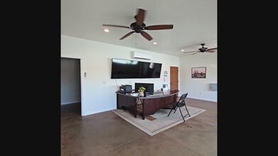 2601 Laughlin View Dr, Bullhead City, AZ for lease - Commercial Listing Video
