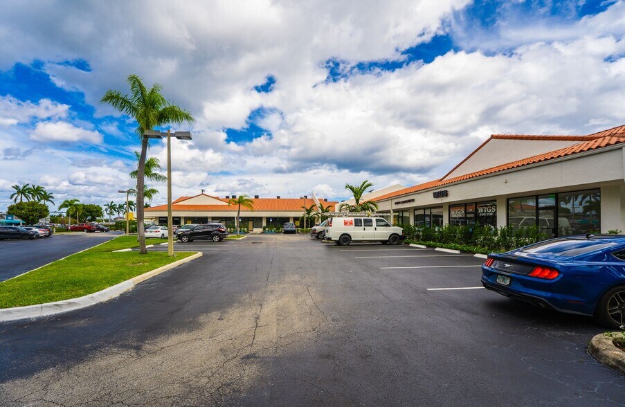 450 NE 20th St, Boca Raton, FL à louer - Photo du bâtiment - Image 2 de 20