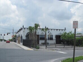 102 N Federal Hwy, Dania, FL for lease Building Photo- Image 2 of 9