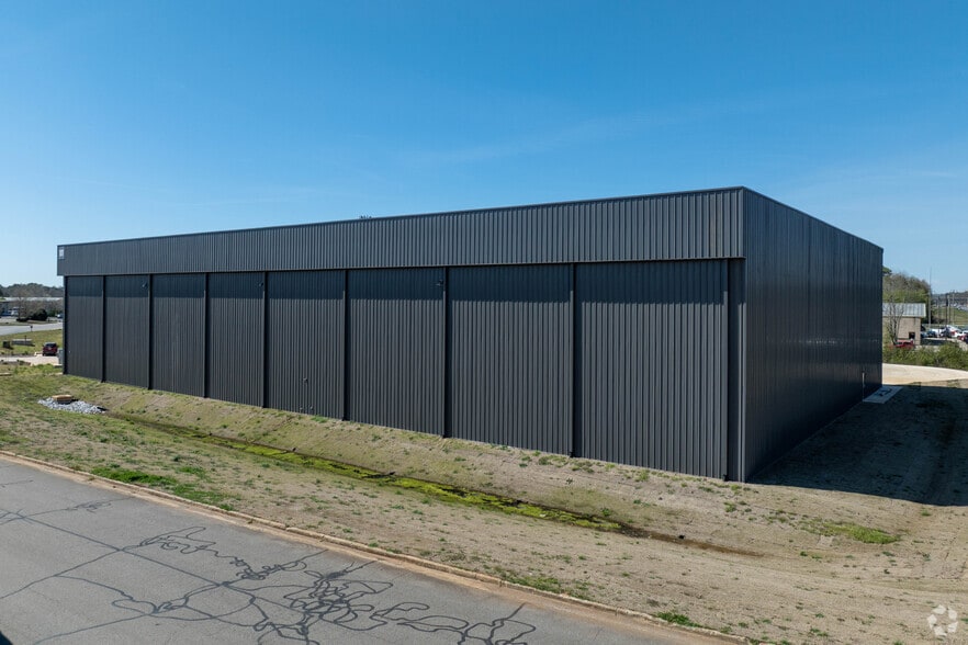 101 Spacegate Dr NW, Huntsville, AL for lease - Building Photo - Image 3 of 5