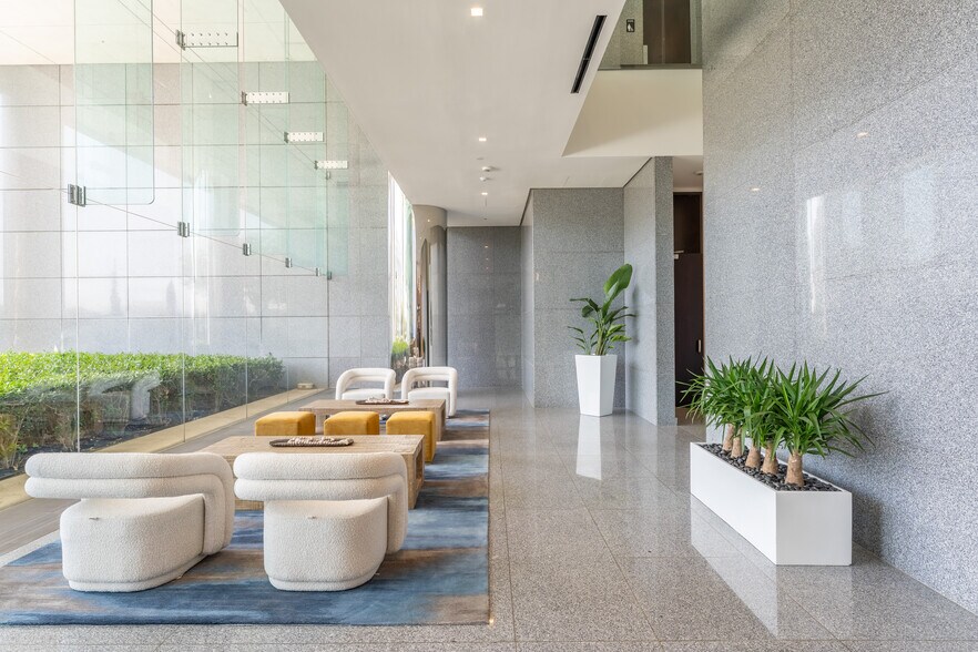 14643 N Dallas Pky, Dallas, TX à louer - Photo intérieure - Image 3 de 33