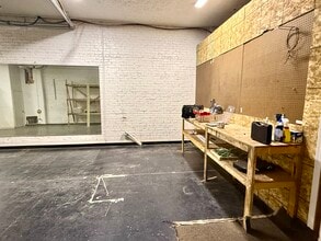 217 E Main St, Clinton, IL for lease Interior Photo- Image 2 of 7