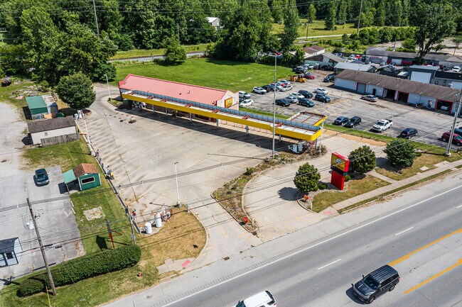 Plus de détails pour 7773 Dixie Hwy, Louisville, KY - Spécialité à vendre
