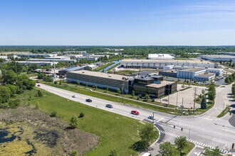 1425 Madeline Ln, Elgin, IL - Aerial  map view