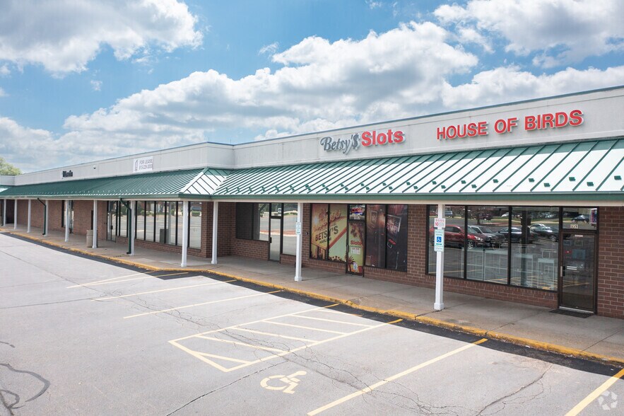 7911-7997 N Alpine Rd, Loves Park, IL à louer - Photo principale - Image 1 de 9