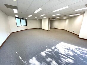 1914 Association Dr, Reston, VA for lease Interior Photo- Image 1 of 9