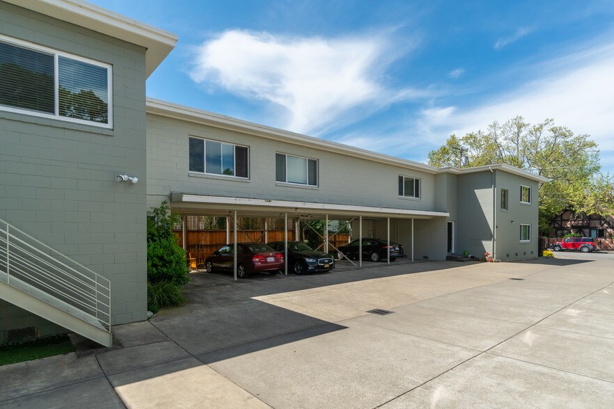 21 Belle Ave, San Anselmo, CA à vendre - Photo du bâtiment - Image 2 de 5