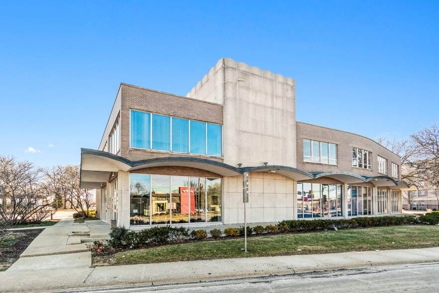 1107 E State St, Rockford, IL for sale - Building Photo - Image 2 of 6