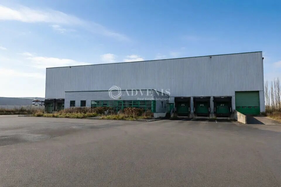 Industrial in Seclin for lease Building Photo- Image 1 of 9