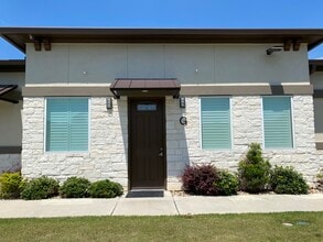 17134 N Eldridge Pkwy, Tomball, TX for lease Interior Photo- Image 2 of 10
