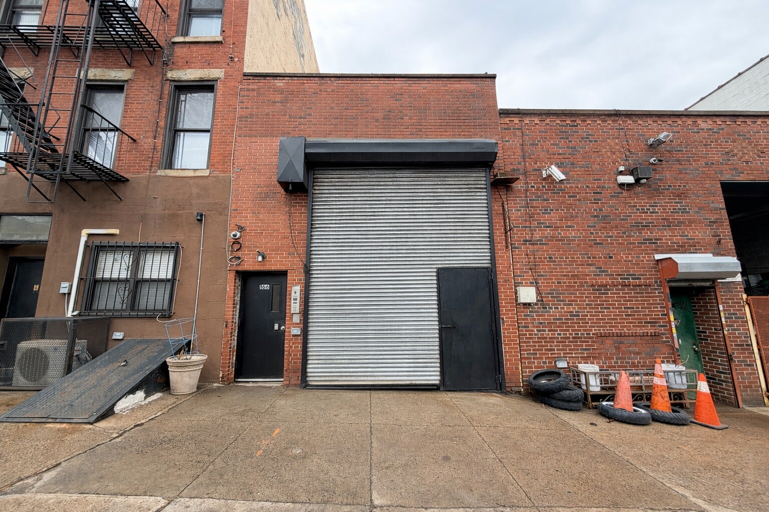 166 21st St, Brooklyn, NY for lease Primary Photo- Image 1 of 8