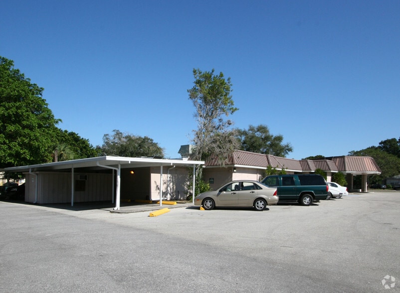 712 39th St W, Bradenton, FL for sale - Building Photo - Image 2 of 3