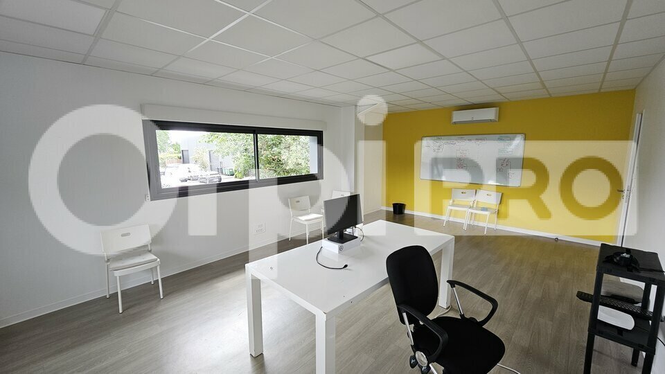 Bureau dans Pessac à louer - Photo intérieure - Image 2 de 4