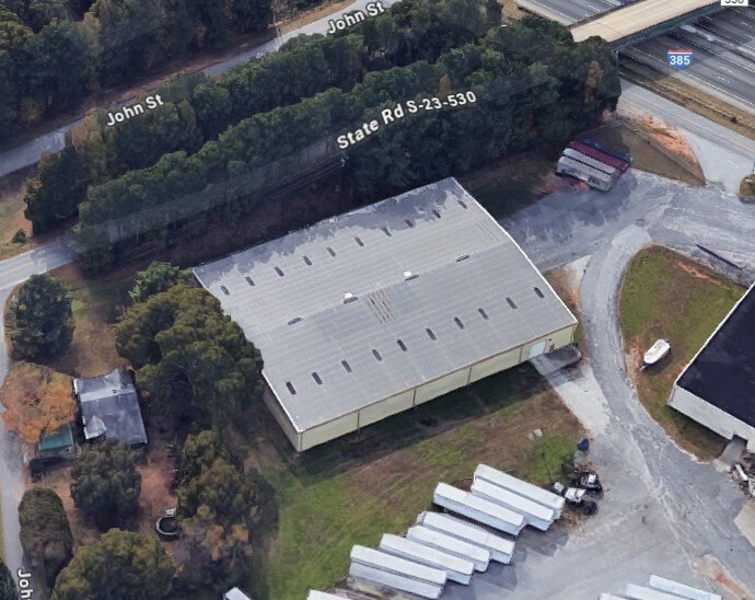 3303 N Industrial Dr, Simpsonville, SC for lease - Building Photo - Image 1 of 5