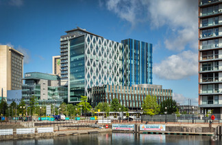 Plus de détails pour Broadway, Salford - Bureau à louer