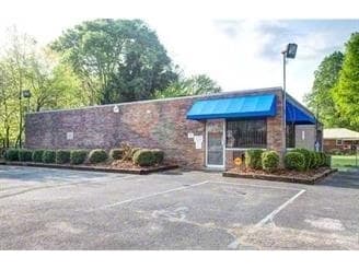 2913 Governors Dr, Huntsville, AL for lease - Primary Photo - Image 1 of 19