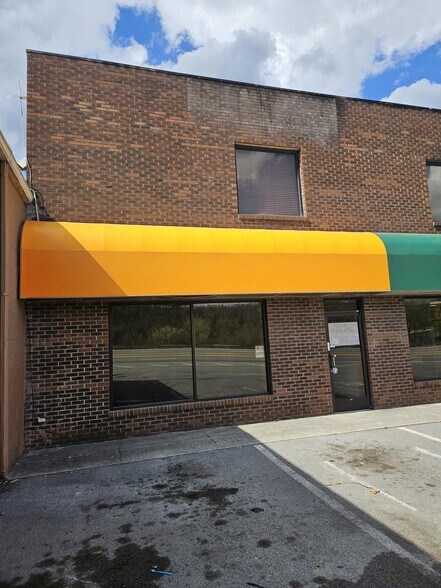 1550 N Broad St, Tazewell, TN à louer - Photo du bâtiment - Image 3 de 5