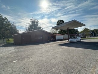 Plus de détails pour 269 S Main St, Lobelville, TN - Flex à vendre