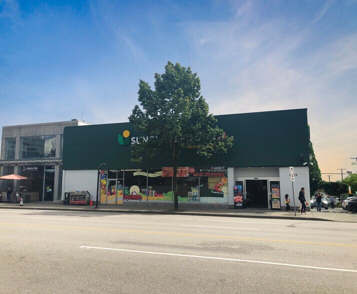 Prime Corner Investment in Burnaby portefeuille de 2 propriétés à vendre sur LoopNet.ca - Photo du bâtiment - Image 3 de 4