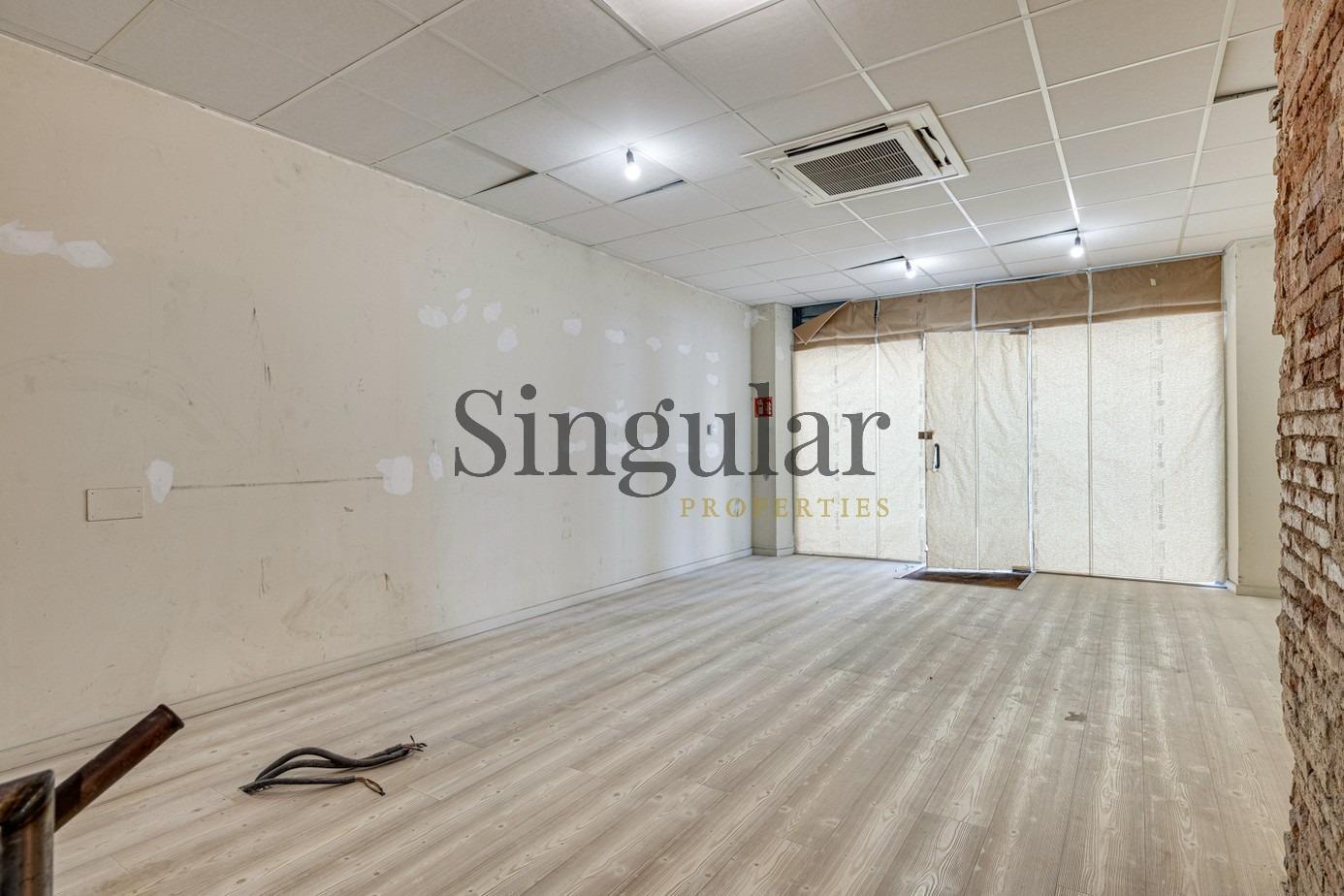 Retail in Barcelona, Barcelona for lease Interior Photo- Image 1 of 6