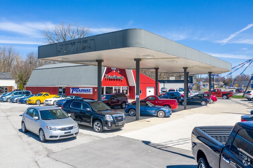 1058 Fostoria Ave, Findlay, OH for sale - Building Photo - Image 2 of 3