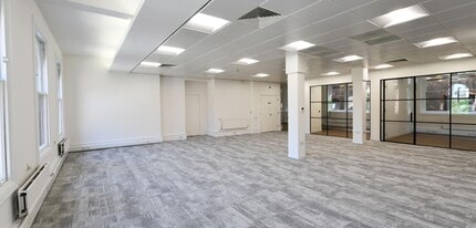 16-18 Albert Sq, Manchester for lease Interior Photo- Image 1 of 3