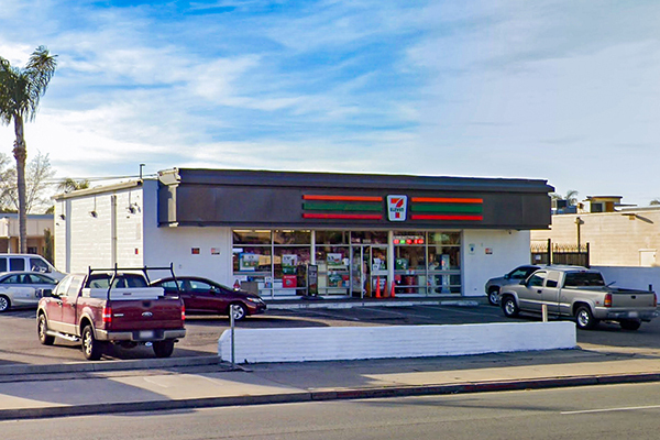 4501 N Pershing Ave, Stockton, CA for sale Building Photo- Image 1 of 2