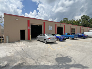 Plus de détails pour 327 Parkridge Ave, Orange Park, FL - Industriel à louer