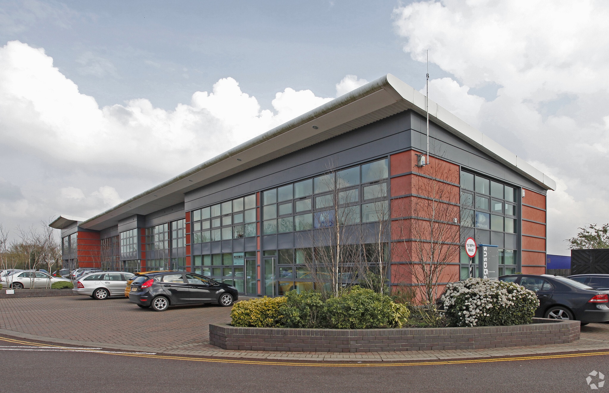 Orion Ave, Ipswich for lease Primary Photo- Image 1 of 3