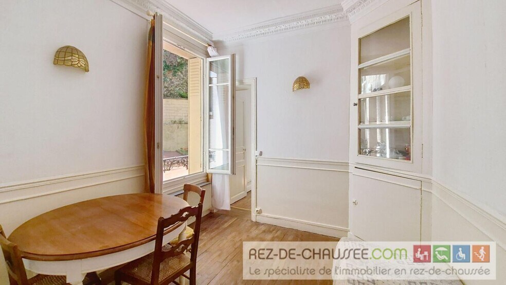 Bureau dans Paris à vendre - Photo du bâtiment - Image 2 de 8