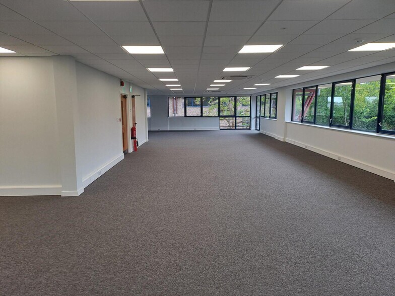 John Tate Rd, Hertford for lease - Building Photo - Image 3 of 9