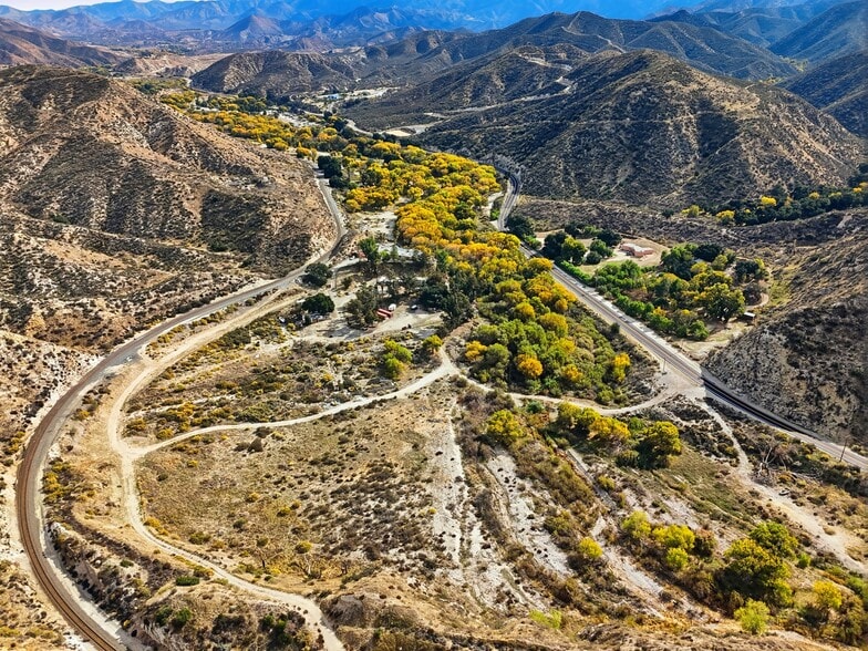 8235 Soledad Canyon Rd, Agua Dulce, CA à vendre - Aérien - Image 3 de 34