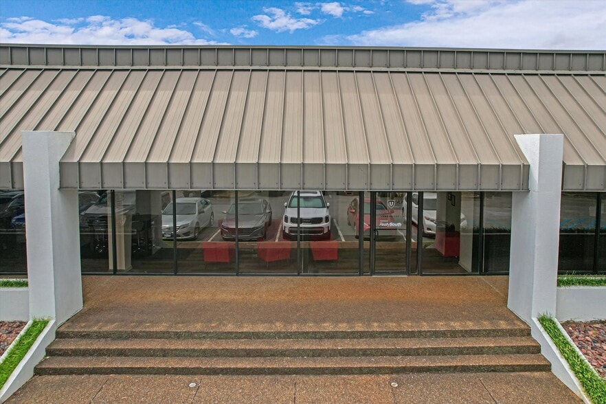 1555 The Boardwalk, Huntsville, AL for lease - Building Photo - Image 3 of 12