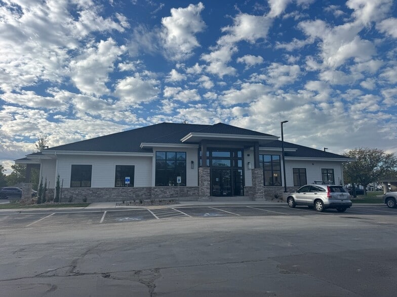 1798 N State St, Orem, UT for lease - Building Photo - Image 2 of 2
