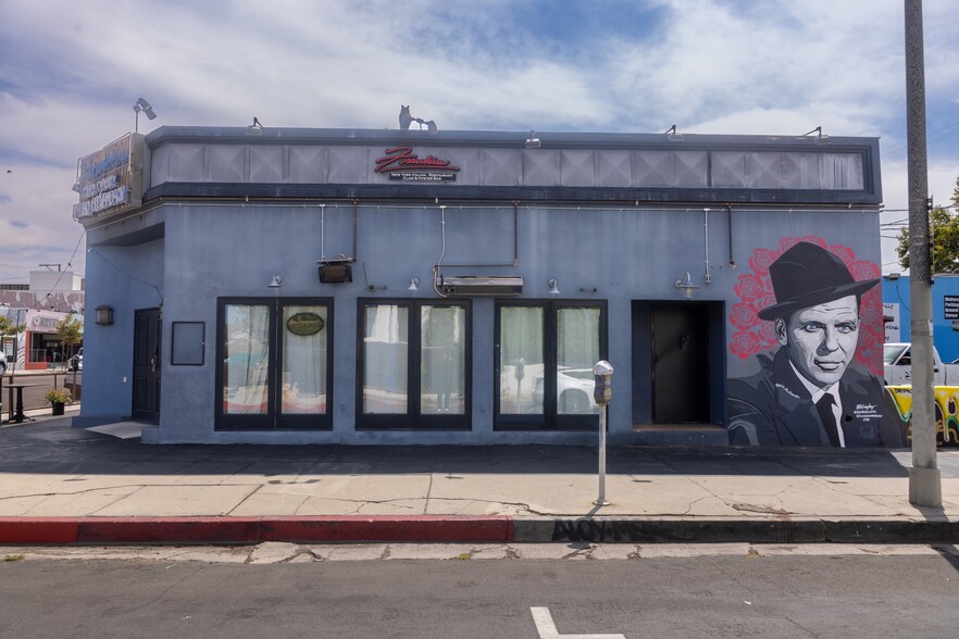 7228 Melrose Ave, Los Angeles, CA for lease - Building Photo - Image 1 of 9