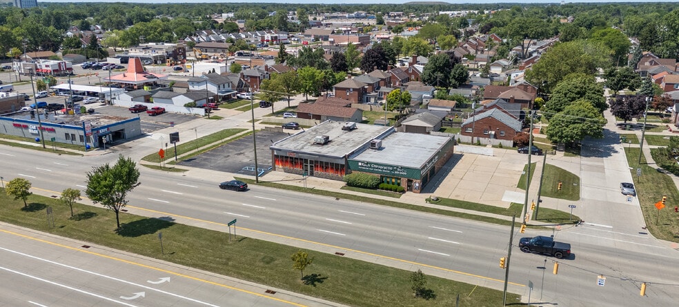 14750 Fort St, Southgate, MI for lease - Building Photo - Image 3 of 5