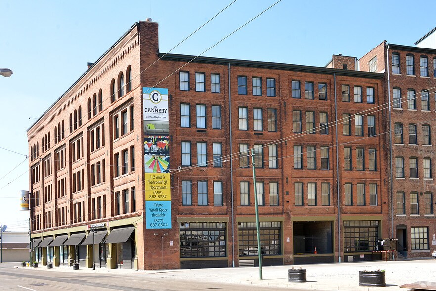 500 E 3rd St, Dayton, OH à louer - Photo du bâtiment - Image 3 de 6