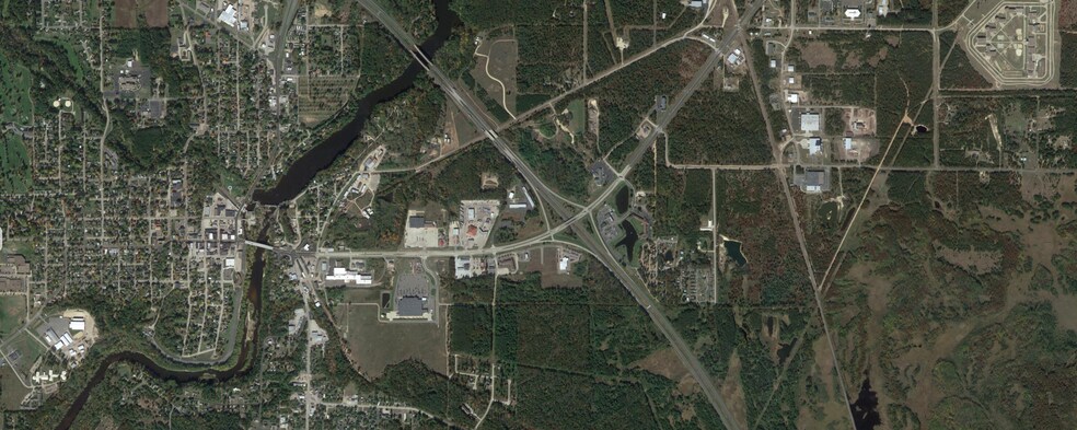 616 WI-54, Black River Falls, WI for lease - Building Photo - Image 3 of 3