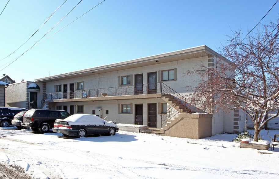 7374 E Main St, Reynoldsburg, OH à vendre - Photo principale - Image 1 de 2