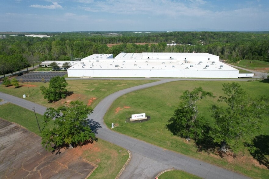 790 Reeves St, Spartanburg, SC for sale - Building Photo - Image 2 of 6