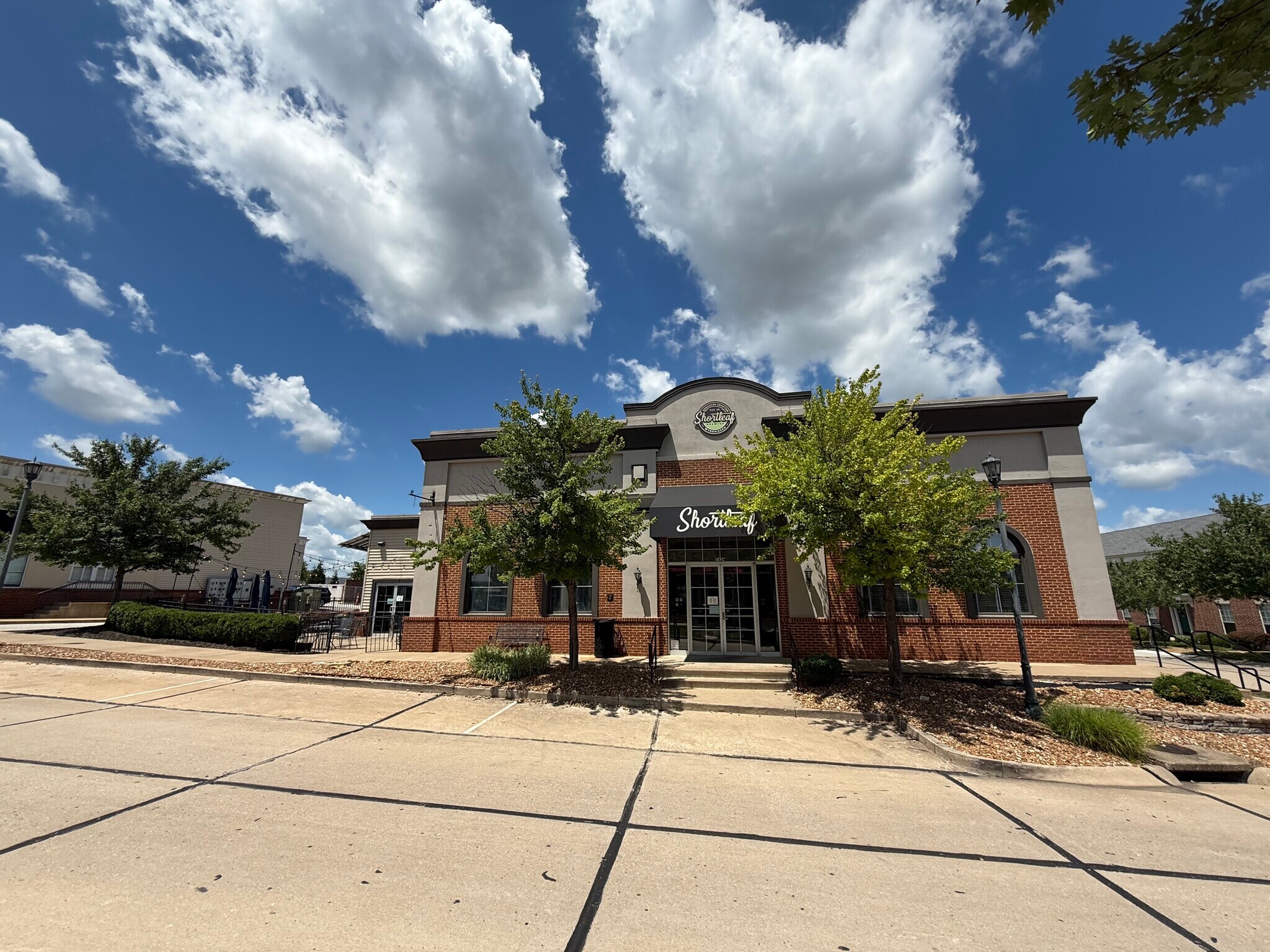7434 Village Center Dr, O'Fallon, MO à vendre Photo du bâtiment- Image 1 de 30