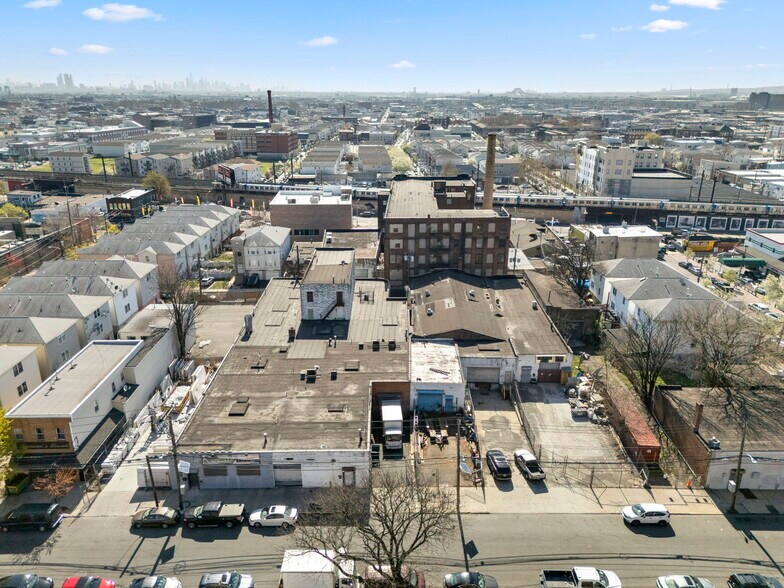 116-130 Orchard St, Newark, NJ à vendre - Photo du bâtiment - Image 3 de 18