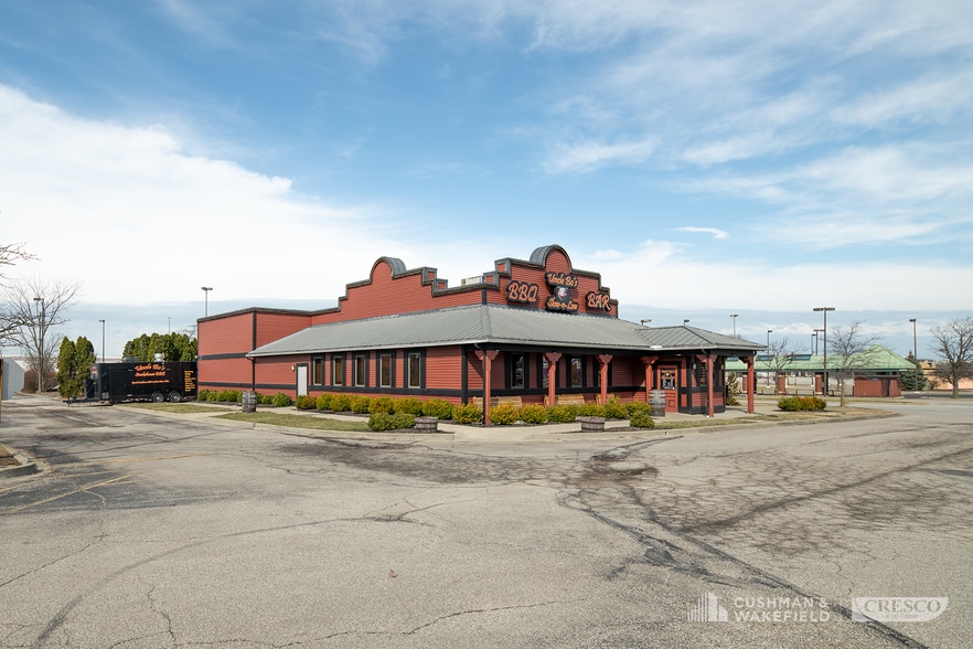 2000 Midway Mall, Elyria, OH for lease - Building Photo - Image 3 of 4
